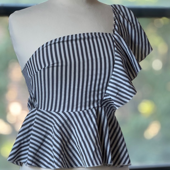 SHEIN A-symmetrical Top - Picture 1 of 4